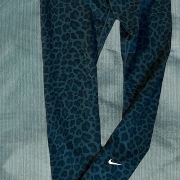 Nike DRI-FIT,  leggings, teal green, leopard, shimmer, women's size XS - Picture 1 of 8